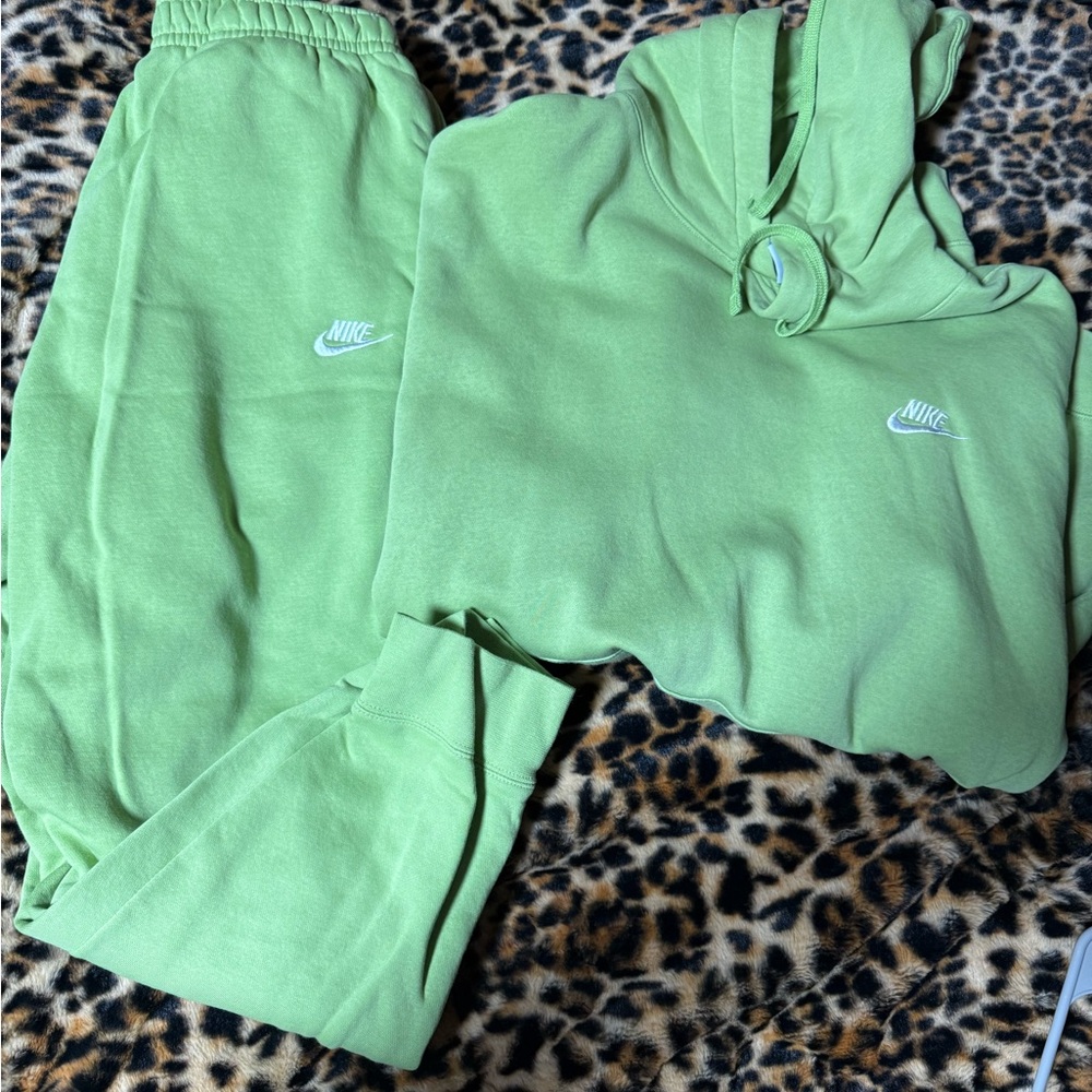 Nike Vibrant Green Hoodie and Sweatpants Set